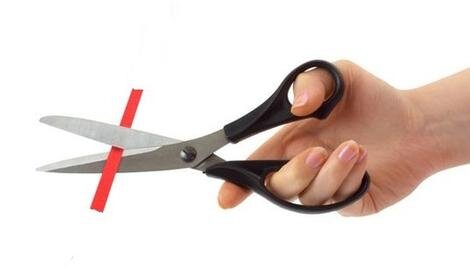 قانون حجاب یا یک تیغۀ قیچیِ بُریدن پزشکیان؟ قانون حجاب یا یک تیغۀ قیچیِ بُریدن پزشکیان؟