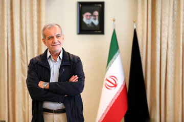پزشکیان جهت برگزاری روز دانشجو به دانشگاه شریف رفت پزشکیان جهت برگزاری روز دانشجو به دانشگاه شریف رفت