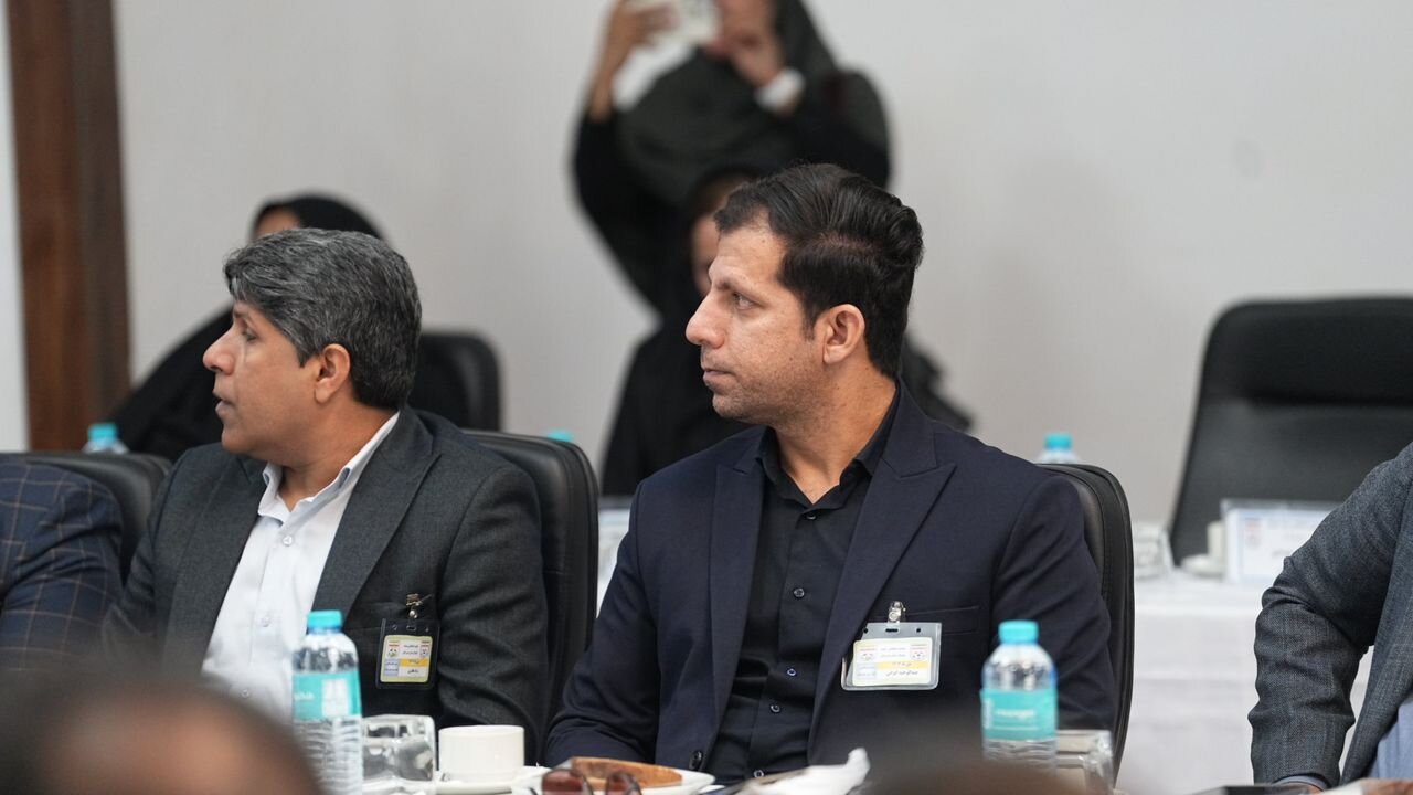 با برگزاری مجمع ؛ مهدی دسینه رییس هیئت فوتبال هرمزگان شد