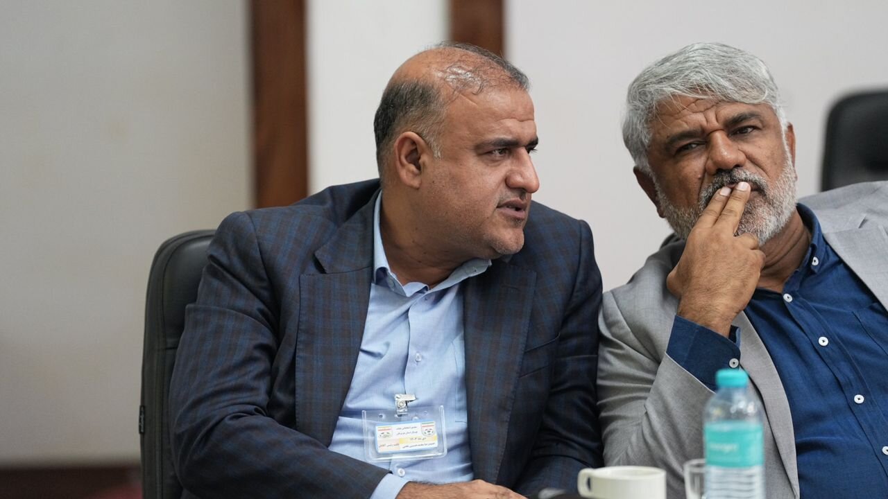 با برگزاری مجمع ؛  مهدی دسینه رییس هیئت فوتبال هرمزگان شد