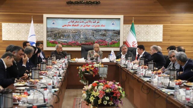 هرمزگان بهعنوان قطب اقتصادی کشور نیازمند توجه ویژه در حوزه انرژی است هرمزگان بهعنوان قطب اقتصادی کشور نیازمند توجه ویژه در حوزه انرژی است