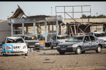 تصاویر تلخ از انفجار بندر شهید رجایی بندرعباس/ بلایی که انفجار بر سر ماشین های اهالی بندر آورد تصاویر تلخ از انفجار بندر شهید رجایی بندرعباس/ بلایی که انفجار بر سر ماشین های اهالی بندر آورد