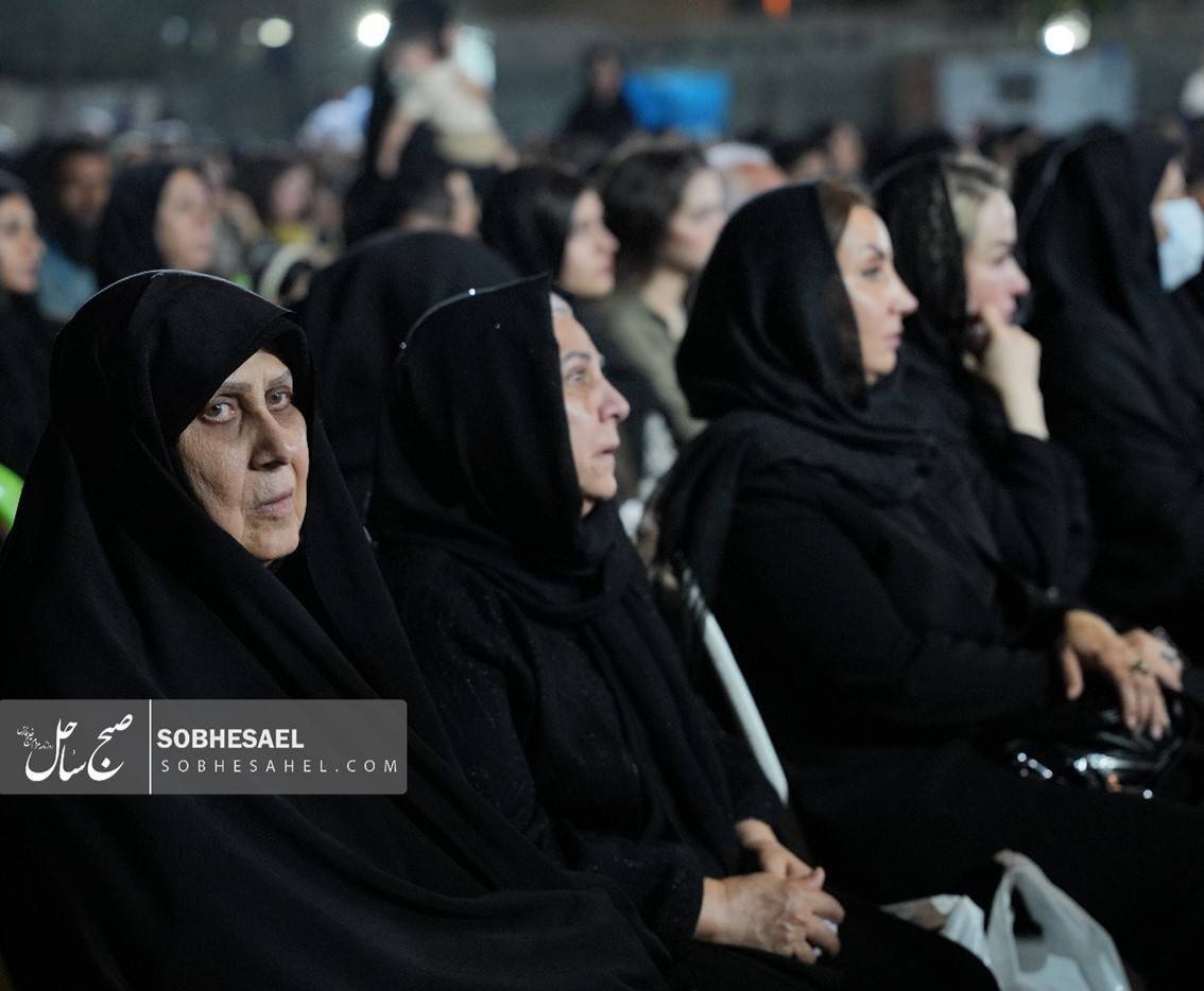 بزرگداشت شهدای خدمت اسکله شهید رجایی بندرعباس در زیارت سیدکامل برگزار شد.